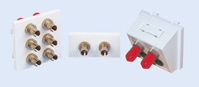 MOLEX MEU-00007-02 Оптический модуль Euromod 50х50мм, 2xST, MM, угловой, белый купить фото MOLEX MEU-00007-02 Оптический модуль Euromod 50х50мм, 2xST, MM, угловой, белый купить