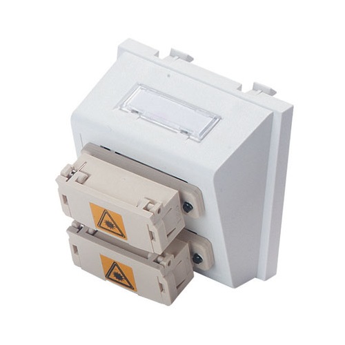 MOLEX MEU-00009-02 Оптический модуль Euromod 50х50мм, 2xDuplexSC, MM со шторкой, угловой, белый  фото MOLEX MEU-00009-02 Оптический модуль Euromod 50х50мм, 2xDuplexSC, MM со шторкой, угловой, белый