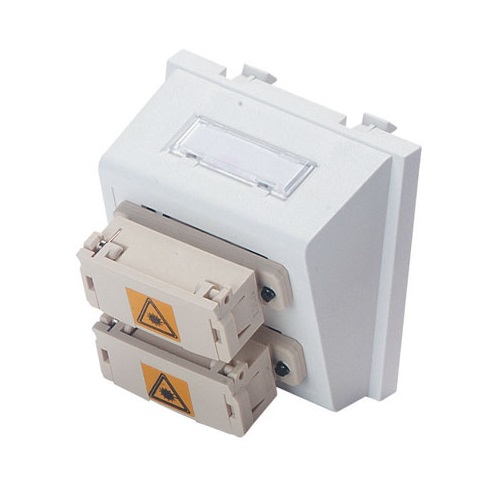MOLEX MEU-00013-02 Оптический модуль Euromod 50х50мм, 2xDuplexSC со шторкой/ST, MM, угловой, бел фото MOLEX MEU-00013-02 Оптический модуль Euromod 50х50мм, 2xDuplexSC со шторкой/ST, MM, угловой, бел